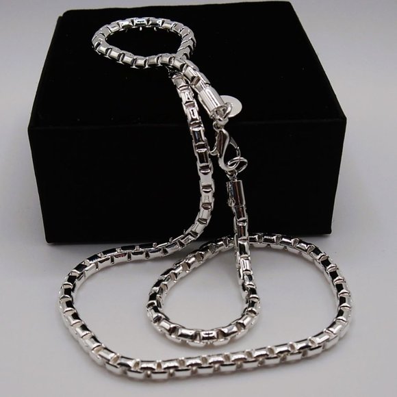 Awesome 22 Inch Long Round Box Necklace 4mm Wide, - Picture 5 of 11